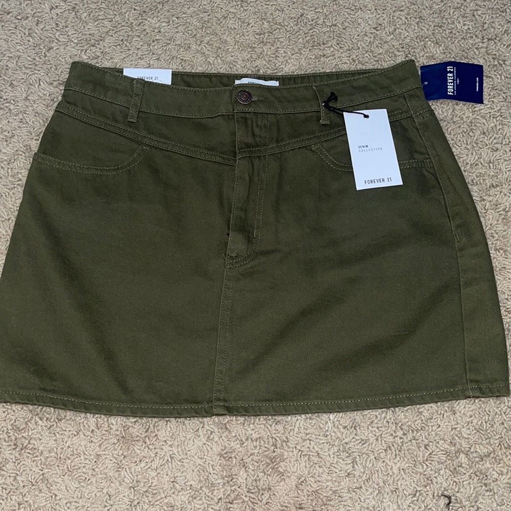 NWT Forever 21 Denim Skirt.